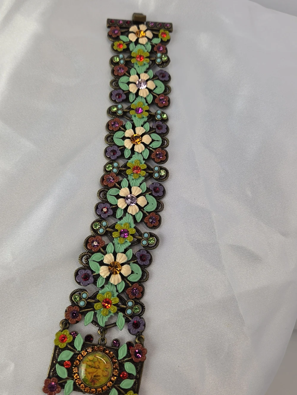 Antique Brass Floral Stretch Bracelet with Colorful Enamel Flowers - Picture 4 of 7